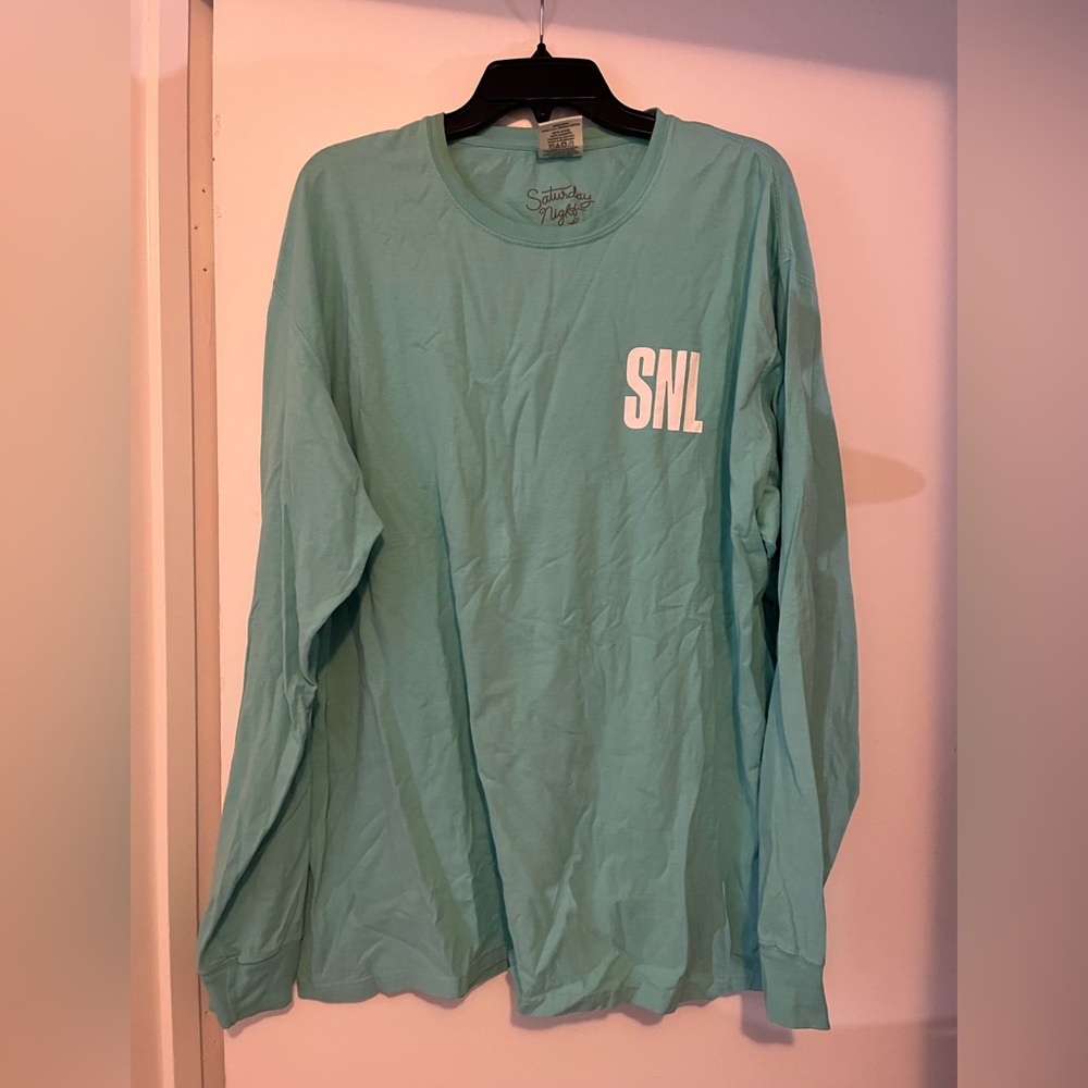 Never worn Saturday Nite Live Long Sleeve Shirt bought at NBC NYC XL